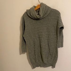 CALVIN KLEIN SWEATER SIZE XS